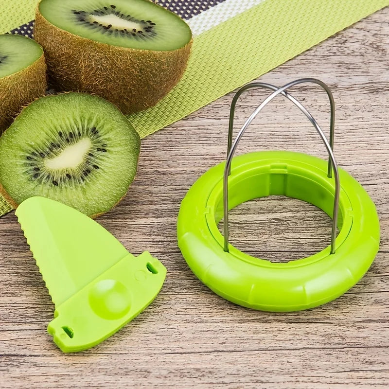 2-in-1 Kiwi Cutter & Scoop Tool