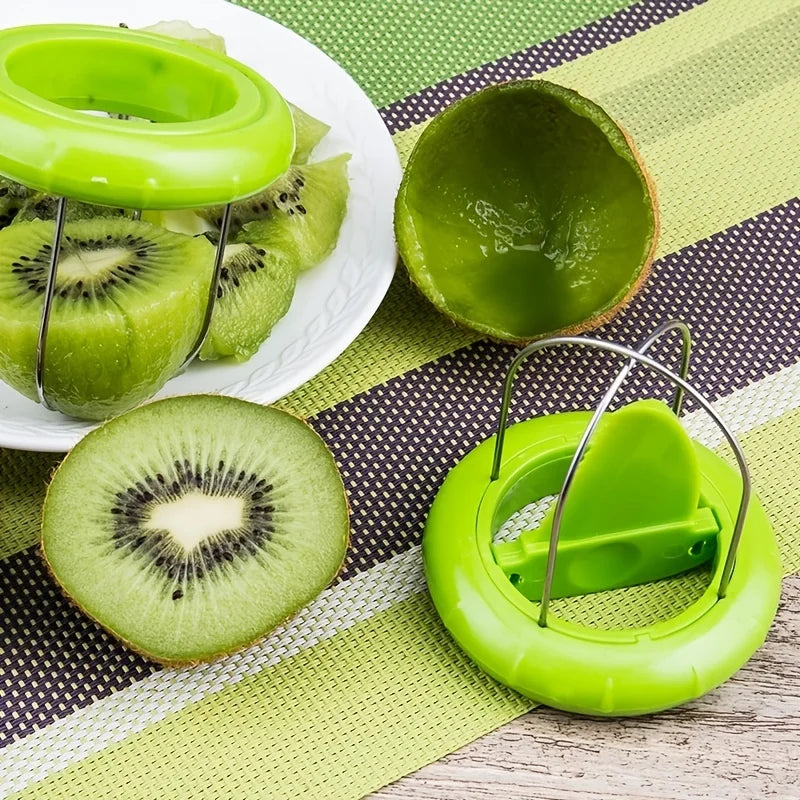 2-in-1 Kiwi Cutter & Scoop Tool